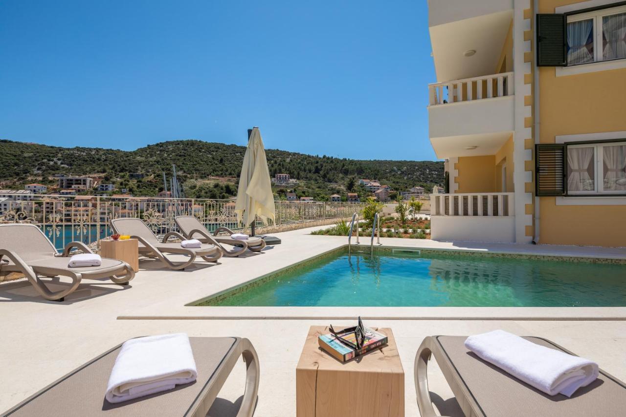 Apartments Villa Maracella Marina Eksteriør billede